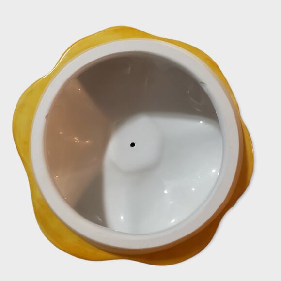 Harry And David Yellow Bell Pepper Canister 7" Jar Holds 1 Quart (4 Cups) - Picture 8 of 8